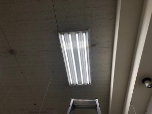 名古屋市北区のスーパーマーケットにて照明器具改修電気工事